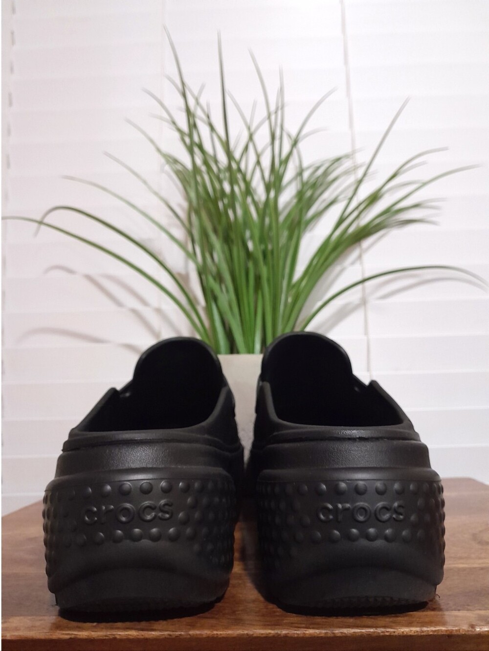 Crocs Chunky Platform Lugged Stomp Loafers Mules Black Sz W10 M8 - Picture 6 of 12